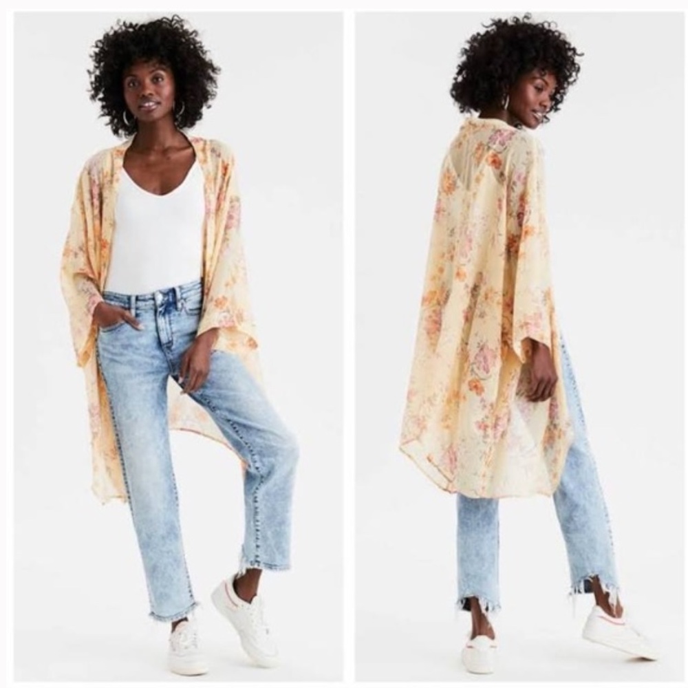 American Eagle Floral Print Over Size Kimono - Picture 10 of 10